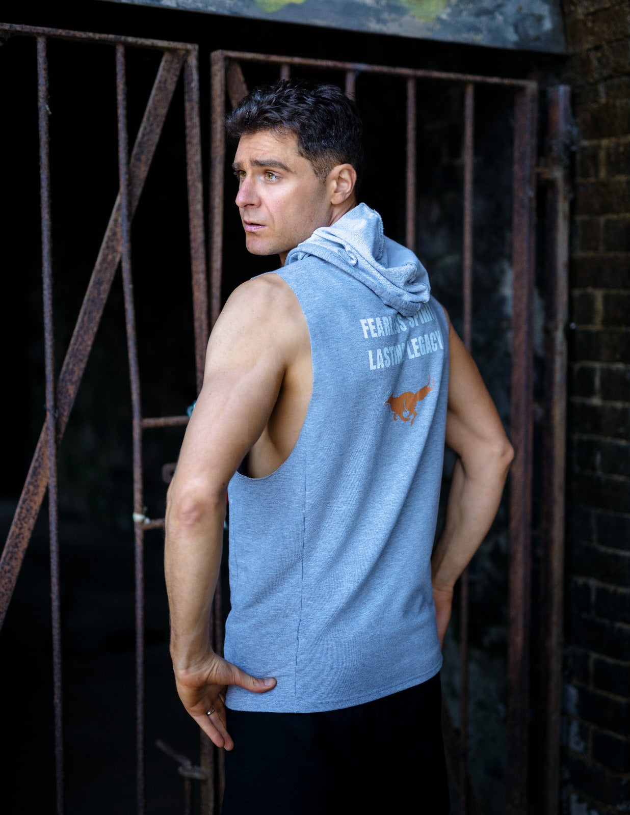 Sleeveless muscle hoody in Grey